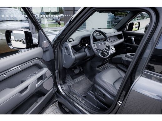 Land Rover Defender D250 110 MHEV X-Dynamic SE | Luchtvering | 3 pers Jumpseat | Pano | El. trekhaak | Driver Assist ... ActivLease financial lease