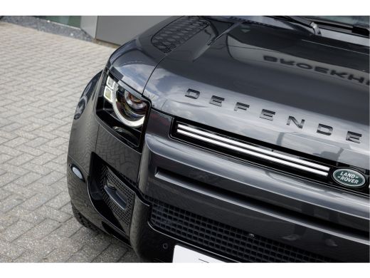 Land Rover Defender D250 110 MHEV X-Dynamic SE | Luchtvering | 3 pers Jumpseat | Pano | El. trekhaak | Driver Assist ... ActivLease financial lease
