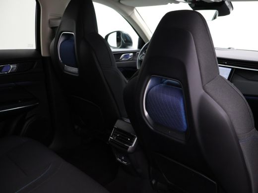 Lynk & Co 01 1.5 261 PK HYBRID AUT. + TREKHAAK | PREMIUM AUDIO | OPEN DAK | ADAPTIVE CRUISE | 20 INCH LMV ActivLease financial lease