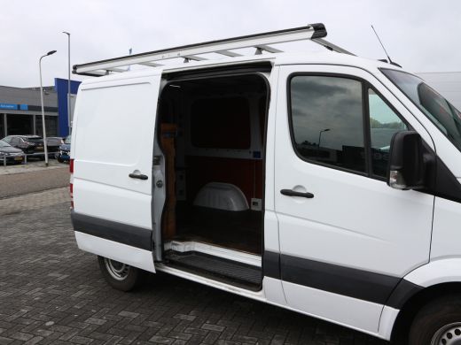 Mercedes-Benz Sprinter 211 2.2 CDI 325 AIRCO CRUISE CONTROL TREKHAAK ActivLease financial lease
