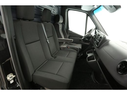 Mercedes-Benz Sprinter 314 2.2 CDI L2H2 143PK Automaat Airco Camera Carplay Cruise Navigatie PDC 3 Persoons ActivLease financial lease