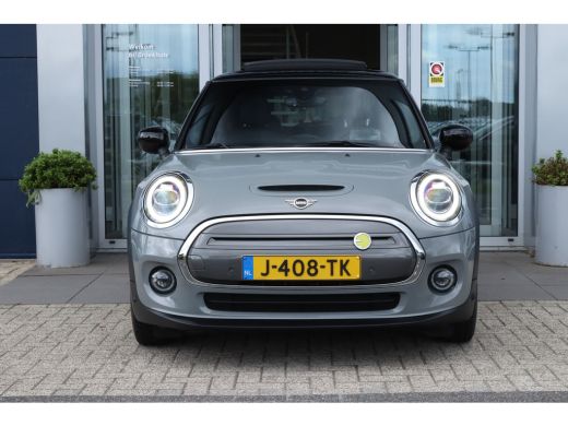 Mini Electric Yours 33 kWh | BTW Auto | Harman & Kardon | HUD | Pano | Stoelverwarming | Cruise Control | Camer... ActivLease financial lease
