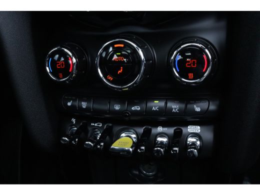 Mini Electric Yours 33 kWh | BTW Auto | Harman & Kardon | HUD | Pano | Stoelverwarming | Cruise Control | Camer... ActivLease financial lease