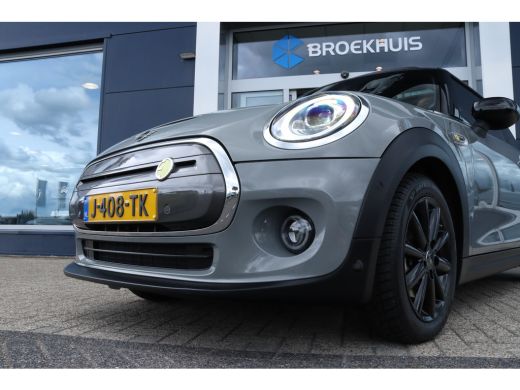 Mini Electric Yours 33 kWh | BTW Auto | Harman & Kardon | HUD | Pano | Stoelverwarming | Cruise Control | Camer... ActivLease financial lease