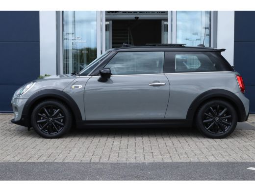Mini Electric Yours 33 kWh | BTW Auto | Harman & Kardon | HUD | Pano | Stoelverwarming | Cruise Control | Camer... ActivLease financial lease