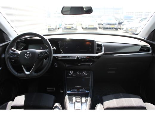 Opel Grandland 1.2 TURBO 130PK LEVEL 4 GS AUTOMAAT / NAVI / LEDER / CLIMA / LED / PDC / AGR / 18" LMV / WINTERPA... ActivLease financial lease
