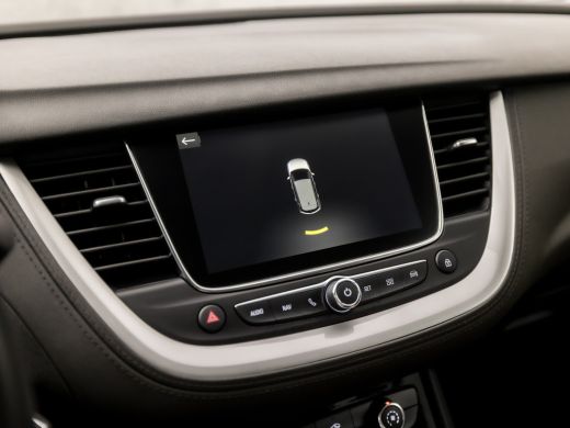 Opel Grandland X 1.2 Turbo Sport Automaat (APPLE CARPLAY, GROOT NAVI, LANE ASSIST, PARKEERSENSOREN, SPORTSTOELEN, ... ActivLease financial lease