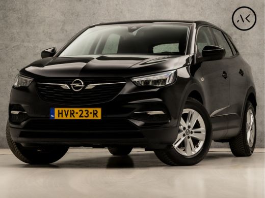 Opel Grandland X 1.2 Turbo Sport Automaat (APPLE CARPLAY, GROOT NAVI, PARKEERSENSOREN, SPORTSTOELEN, CRUISE, LANE ...