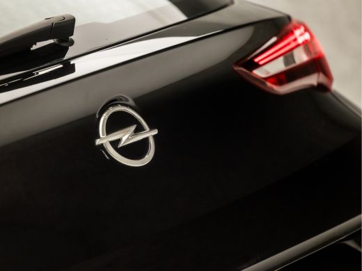 Opel Grandland X 1.2 Turbo Sport Automaat (APPLE CARPLAY, GROOT NAVI, PARKEERSENSOREN, SPORTSTOELEN, CRUISE, LANE ... ActivLease financial lease