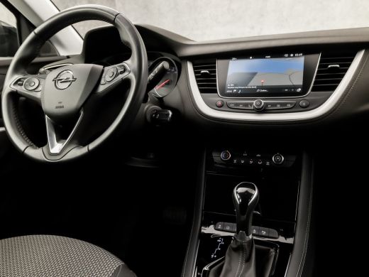 Opel Grandland X 1.2 Turbo Sport Automaat (APPLE CARPLAY, GROOT NAVI, PARKEERSENSOREN, SPORTSTOELEN, CRUISE, LANE ... ActivLease financial lease