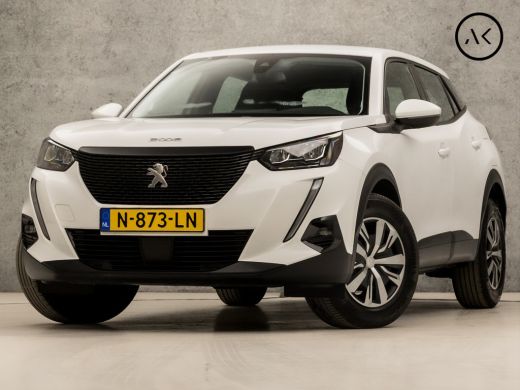 Peugeot 2008 1.2 PureTech Sport (APPLE CARPLAY, GROOT NAVI, CLIMATE, PARKEERSENSOREN, TREKHAAK, SPORTSTOELEN, ...