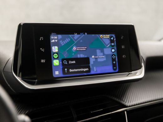 Peugeot 2008 1.2 PureTech Sport (APPLE CARPLAY, GROOT NAVI, CLIMATE, PARKEERSENSOREN, TREKHAAK, SPORTSTOELEN, ... ActivLease financial lease