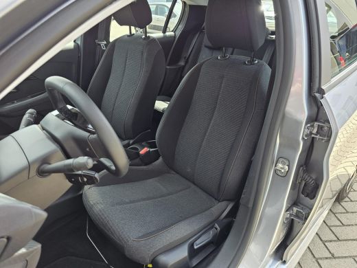 Peugeot 208 1.2 PureTech 75 Style Parkeersensoren | Airco | Apple Carplay/Android Auto ActivLease financial lease