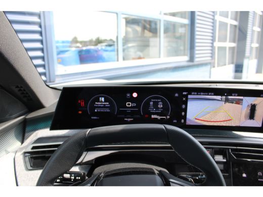 Peugeot 3008 1.2 Hybrid 136 GT Schuif/Kanteldak | Adaptive Cruise Control | Drive Assist 2.0 | 360 Graden Camera ActivLease financial lease