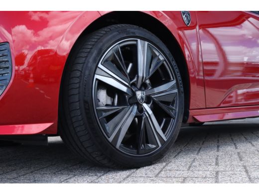 Peugeot 308 1.6 Plug-in Hybrid 225 GT | Adaptieve Cruise | Pano | Focal Audio | 360 Camera | Massage | PORTLA... ActivLease financial lease