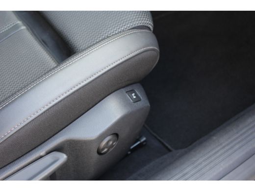 Peugeot 508 SW 1.2 PURETECH 130PK GT PACK AUTOMAAT / NAVI / LEDER / CLIMA / FULL-LED / PDC / 18" LMV / CAMERA... ActivLease financial lease