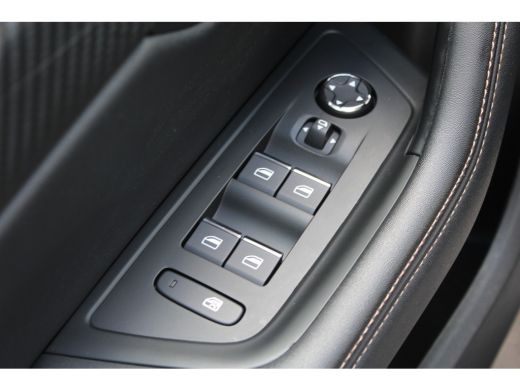 Peugeot 508 SW 1.2 PURETECH 130PK GT PACK AUTOMAAT / NAVI / LEDER / CLIMA / FULL-LED / PDC / 18" LMV / CAMERA... ActivLease financial lease