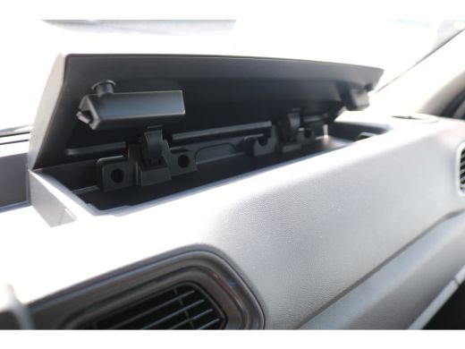 Renault Master 2.3 dCi 145pk Bakwagen met Laadklep ActivLease financial lease