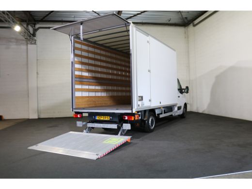 Renault Master 2.3 dCi 145pk Bakwagen met Laadklep ActivLease financial lease