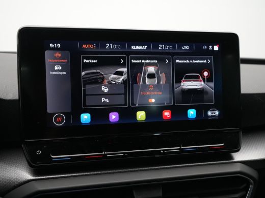 Seat Leon 1.0 TSI 110pk Style Business Intense Navi via app Camera Pdc Acc 158 ActivLease financial lease