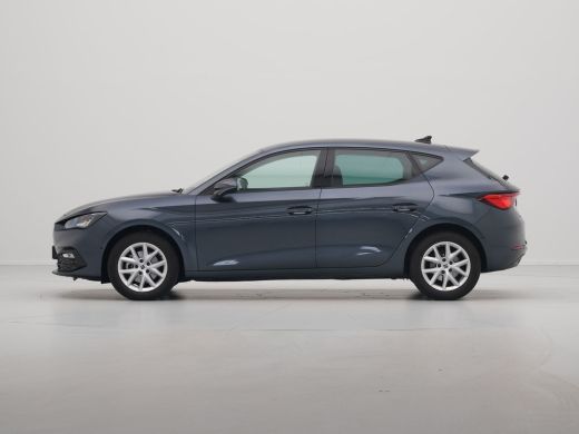 Seat Leon 1.0 TSI 110pk Style Business Intense Navi via app Camera Pdc Acc 158 ActivLease financial lease