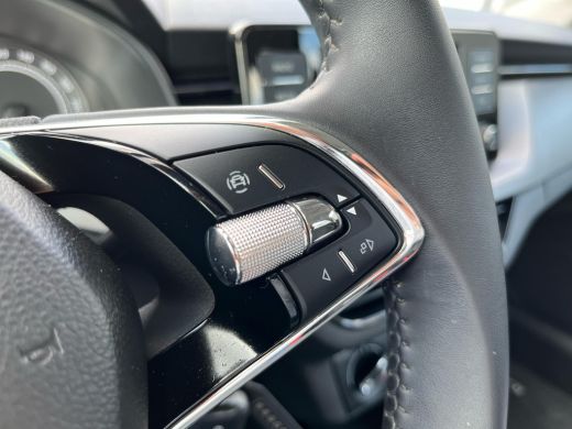 Skoda Kamiq 1.0 TSI Ambition | Apple Carplay | Airco | LM 16" | Cruise Control | ActivLease financial lease