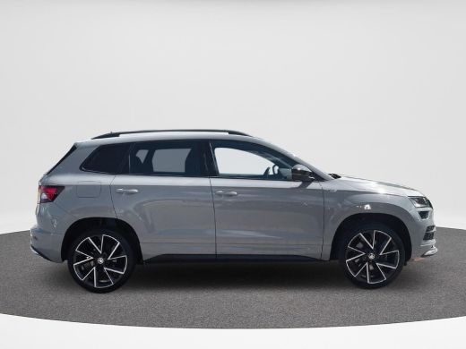 Skoda Karoq 1.5 TSI ACT Sportline Business | 150 PK | Canton Sound | A-Camera | Trekhaak | ACC | ActivLease financial lease