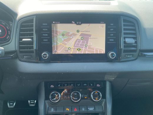 Skoda Karoq 1.5 TSI ACT Sportline Business | 150 PK | Canton Sound | A-Camera | Trekhaak | ACC | ActivLease financial lease