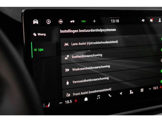 Skoda Octavia Combi Business Edition | Achteruitrijcamera | Chromen grille | Cruise control met speedlimiter ActivLease financial lease