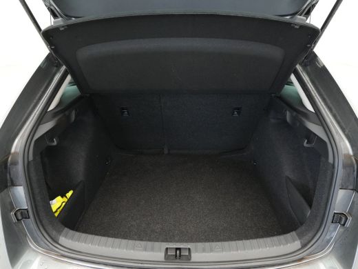 Skoda Scala 1.0 TSI 110pk DSG Ambition Navigatie Pdc Led Virtual cockpit 302 ActivLease financial lease