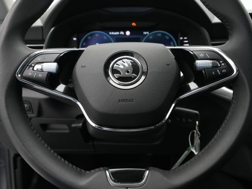 Skoda Scala 1.0 TSI 110pk DSG Ambition Navigatie Pdc Led Virtual cockpit 302 ActivLease financial lease