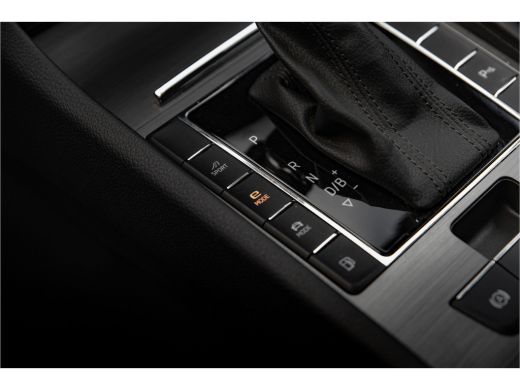 Skoda Superb Combi 1.4 TSI iV Business Edition Plus | Panoramadak | Camera | Adapt. Cruise ActivLease financial lease