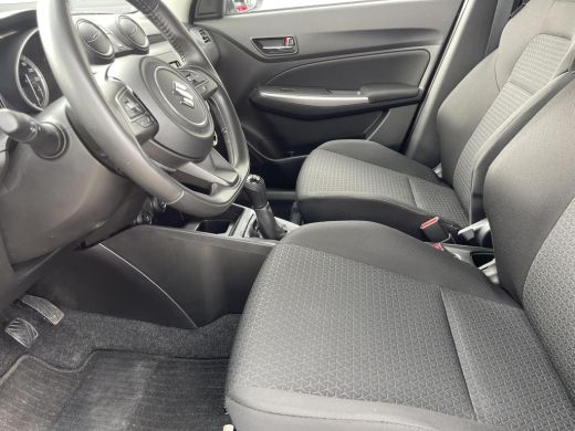 Suzuki Swift 1.2 Style Smart Hybrid Climate Control | Navigatiesysteem | Verwarmbare buitenspiegels | Adaptiev... ActivLease financial lease