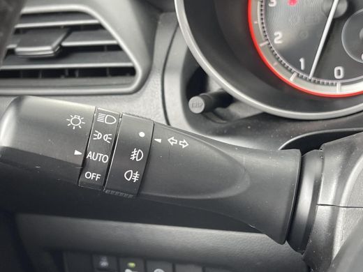 Suzuki Swift 1.2 Style Smart Hybrid Climate Control | Navigatiesysteem | Verwarmbare buitenspiegels | Adaptiev... ActivLease financial lease