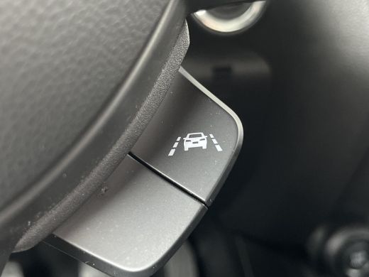 Suzuki Swift 1.2 Style Smart Hybrid Climate Control | Navigatiesysteem | Verwarmbare buitenspiegels | Adaptiev... ActivLease financial lease