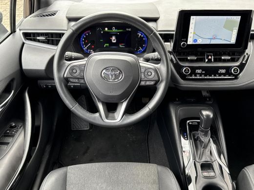 Toyota Corolla Touring Sports 1.8 Hybrid Dynamic **NAVIGATIE/ KEYLESS/ STOELVERWARMING/ 36 MAANDEN GARANTIE** ActivLease financial lease