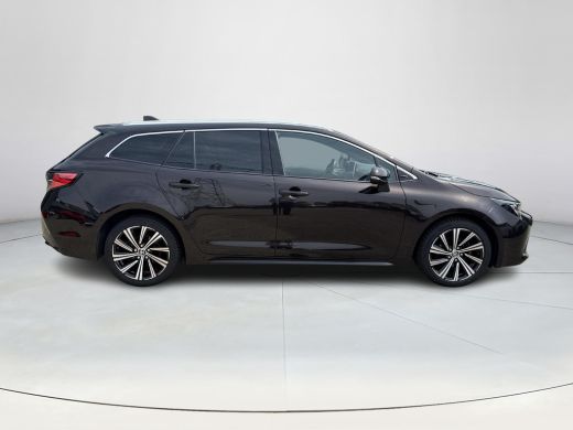 Toyota Corolla Touring Sports 1.8 Hybrid Dynamic **NAVIGATIE/ KEYLESS/ STOELVERWARMING/ 36 MAANDEN GARANTIE** ActivLease financial lease