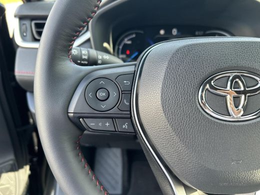 Toyota RAV4 2.5 Plug-in Hybrid AWD Style (Navigatie - Parkeersensoren) ActivLease financial lease