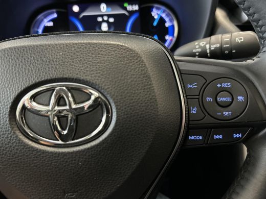 Toyota RAV4 2.5HSD Dynamic ActivLease financial lease