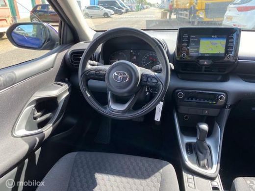 Toyota Yaris 1.5 Hybrid Automaat Trendline 5 deurs , Navigatie , Camera , Climate controle , Cruise Controle ,... ActivLease financial lease