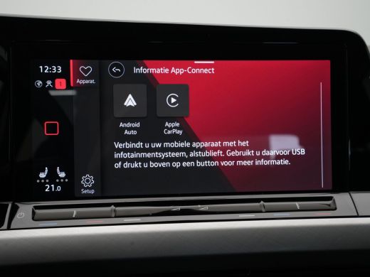 Volkswagen Golf 1.0 eTSI 110pk DSG Life Business Navigatie Stoelverwarming Acc Pdc 259 ActivLease financial lease