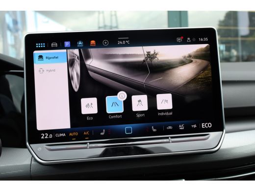 Volkswagen Golf Style Edition eHybrid | 'App-Connect' draadloze smartphone integratie | Afstandscontrolesysteem (... ActivLease financial lease