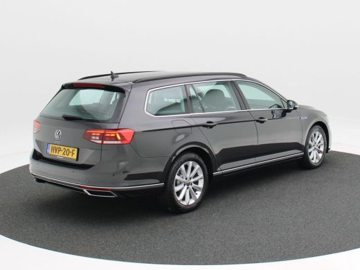 Volkswagen Passat Variant 1.4 TSi 218 Pk Automaat PHEV GTE Business | Carplay | Camera | Navigatiesysteem | Stoelve... ActivLease financial lease