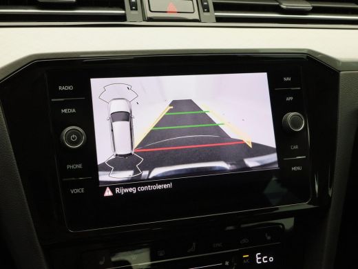 Volkswagen Passat Variant 1.4 TSi 218 Pk Automaat PHEV GTE Business | Carplay | Camera | Navigatiesysteem | Stoelve... ActivLease financial lease