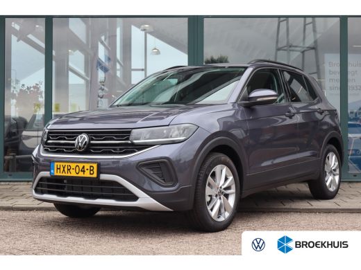 Volkswagen T-Cross Life Edition Inclusief €2000,- inruilvoordeel | 'App-Connect' draadloze smartphone integratie | A... Volkswagen T-Cross Life Edition Inclusief €2000,- inruilvoordeel | 'App-Connect' draadloze smartphone integratie | A...