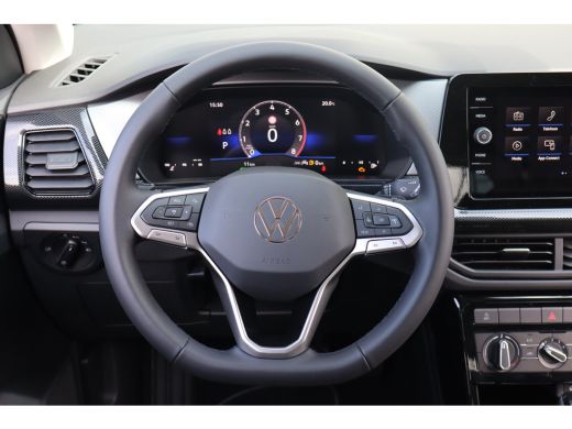 Volkswagen T-Cross Life Edition Inclusief €2000,- inruilvoordeel | 'App-Connect' draadloze smartphone integratie | A... ActivLease financial lease