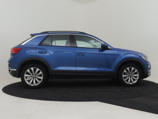 Volkswagen T-Roc 1.5 TSI Style 150pk DSG/AUTO Camera achter | Navigatie | Adaptief cruise control | 1e eigenaar | ... ActivLease financial lease
