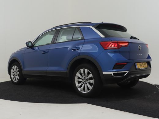 Volkswagen T-Roc 1.5 TSI Style 150pk DSG/AUTO Camera achter | Navigatie | Adaptief cruise control | 1e eigenaar | ... ActivLease financial lease