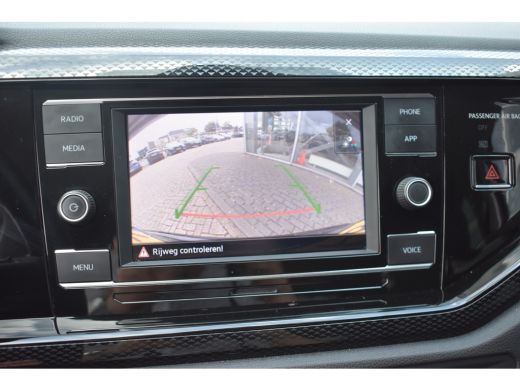 Volkswagen Taigo Life 95pk Camera | Adap.Cruise | Navi by app ActivLease financial lease