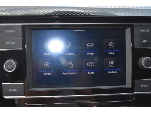 Volkswagen Taigo Life 95pk Camera | Adap.Cruise | Navi by app ActivLease financial lease